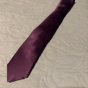 Elegant Purple Men's Tie